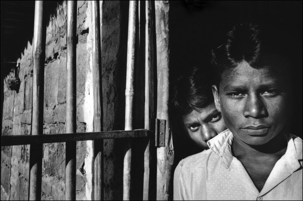 005 INDIA BONDED LABOUR