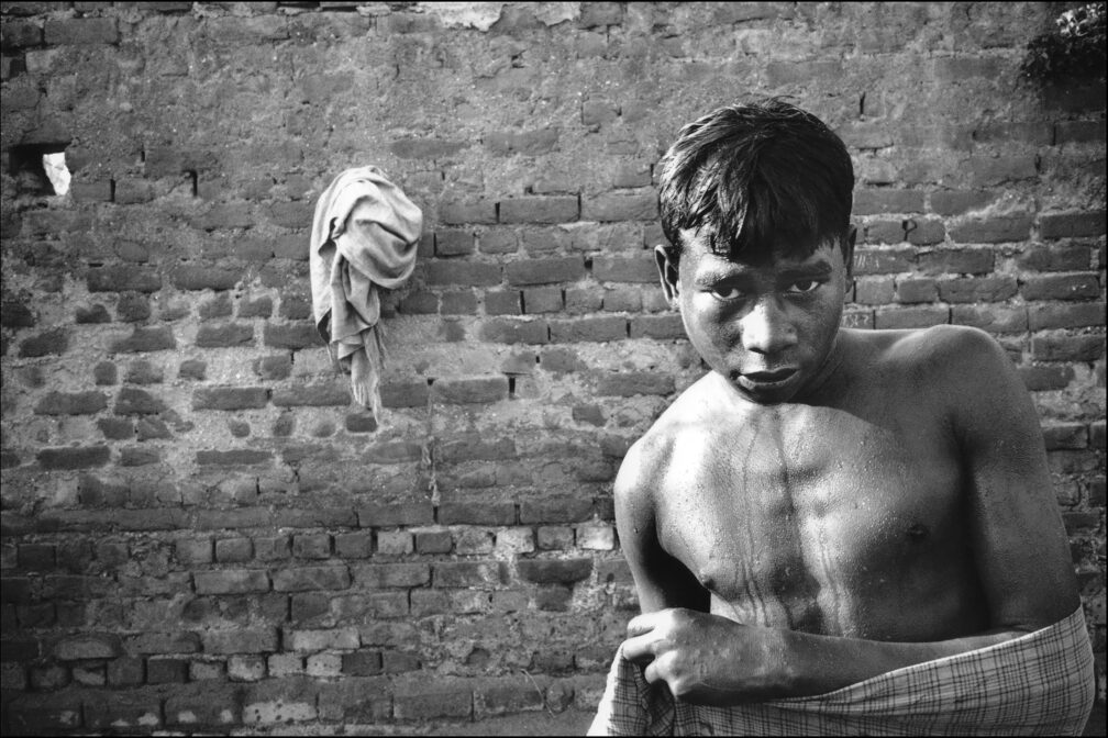 010 INDIA BONDED LABOUR